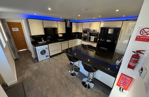 Chapel en le Frith House | Castle House Holiday Home