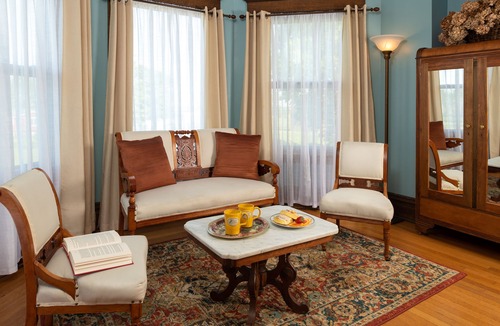 Allegan Bed & Breakfast | Castle in the Country