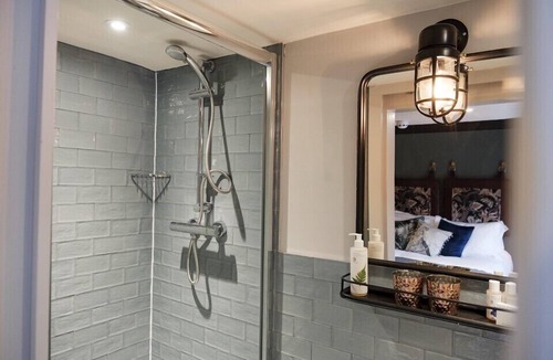 West Lulworth Hotel | Castle Inn