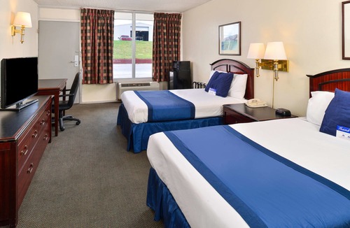 Anadarko Hotel | Castle Inn & Suites Anadarko