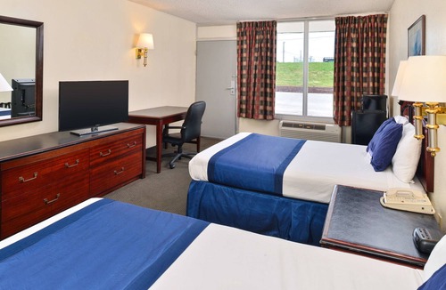 Anadarko Hotel | Castle Inn & Suites Anadarko