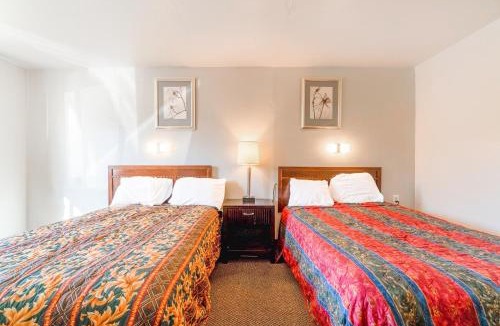 Chickasha Hotel | Castle Inn & Suites By OYO Chickasha