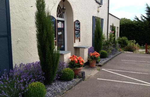 Wilton Bed & Breakfast | Castle Lodge Hotel