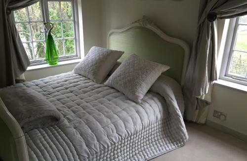 Dorking Bed & Breakfast | Castle Mill Bed and Breakfast