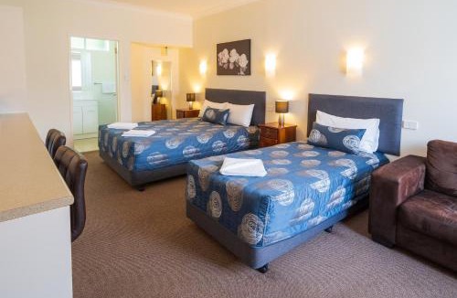 Castlemaine Hotel | Castle Motel