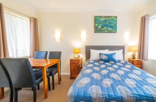 Castlemaine Hotel | Castle Motel