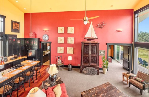 Ocean Park House | Castle of Westeros - luxury oceanfront house, pet-friendly, EV level 2 charger