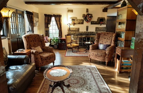 West Elmira House | Castle on Glen