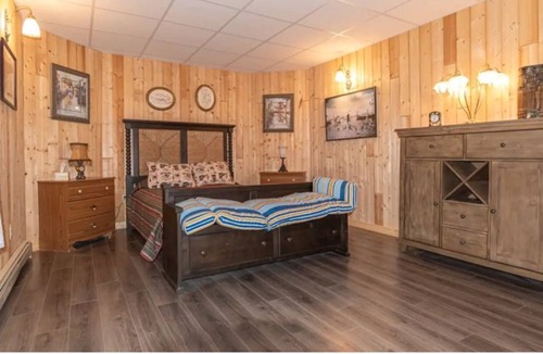 Saint David Other | Castle on the Lake