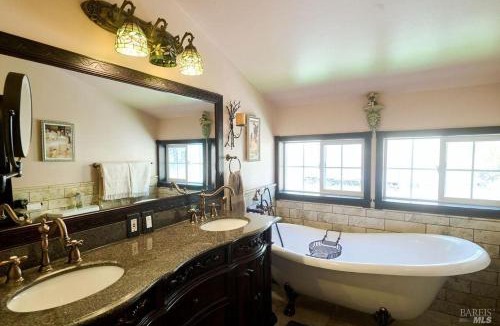 Redwood Valley House | Castle retreat get-away