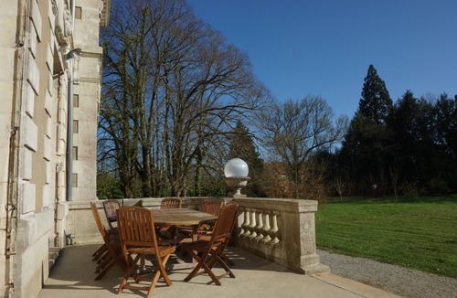 La Paquelais House | Castle with XXL chapel