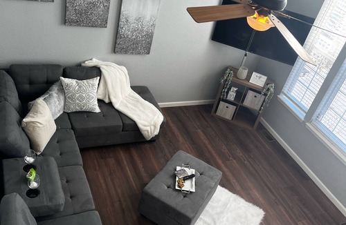 Castle Rock House | Castlerock’s Perfect Escape * Modern * Central