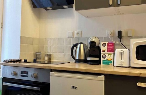 Saint-Amand-en-Puisaye Apartment | Castles, pottery, wine and hiking