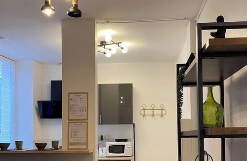 Saint-Amand-en-Puisaye Apartment | Castles, pottery, wine and hiking