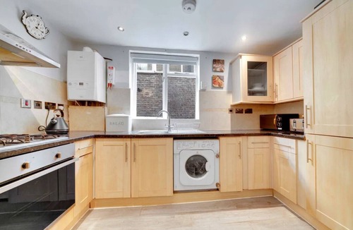 West Kensington Apartment | Castletown House Apartments