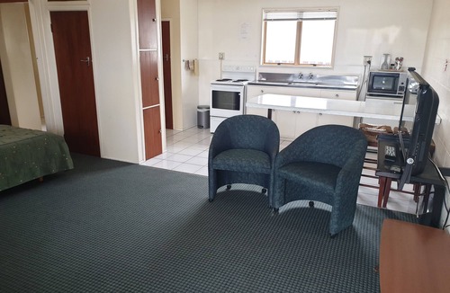 Foxton Hotel | Castletown Motel