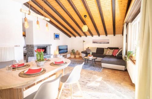 Taesch Apartment | Castor Peak Apartment