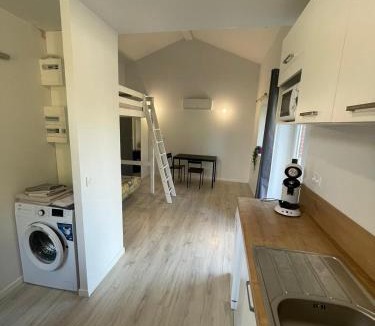 Castres Apartment | Castres maisonnette proche du centre ville, parking et jardin