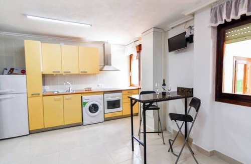 Hoznayo House | Castro Vizmaya, comfortable and spacious first floor, close to everything.