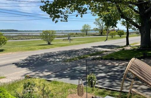 West Haven Apartment | Casual Coastal Escape