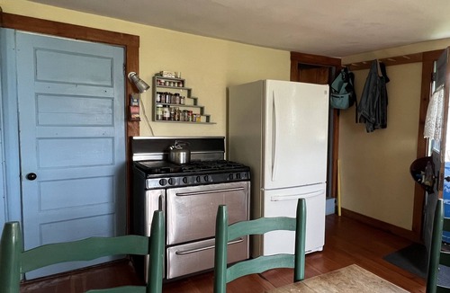 Little Compton Cottage | Casual Farmhouse