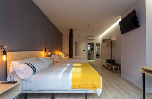 Bilbao Old Town Hostel | CASUAL FUENTES
