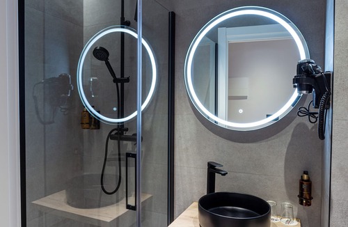 Bilbao Old Town Hostel | CASUAL FUENTES