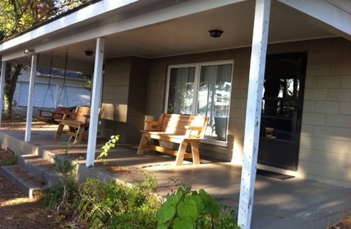 Rogersville Cabin | Cat Fish Paradise