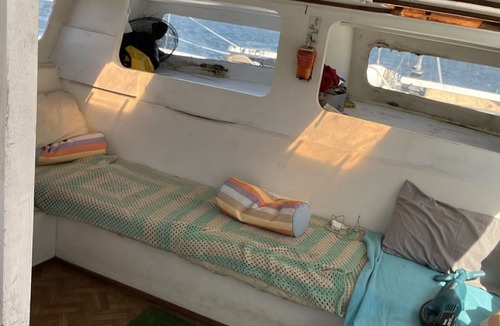 Cockatoo Island Boat Rental | cat inn a b&b type accomodation Sydney harbour