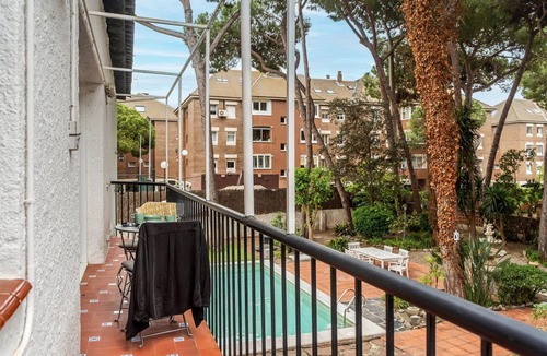 Gava Apartment | Catalan Villa, private pool&garden close to beach