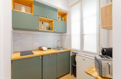 Le Pharo Apartment | Catalans sur Mer is an exceptional apartment facing the Bay of Catalans.
