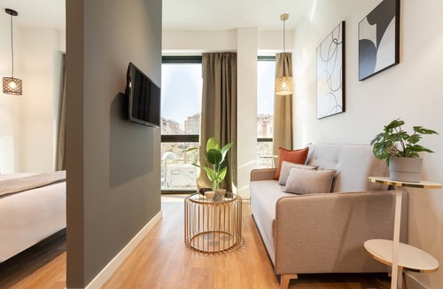 Adelfas Apartment | Catalina 103 apartment in Madrid