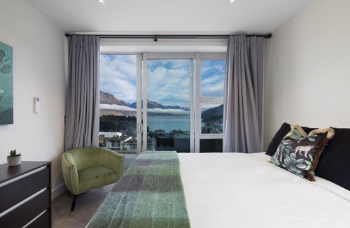 Queenstown City Centre Apartment | Catalina Apartment 5