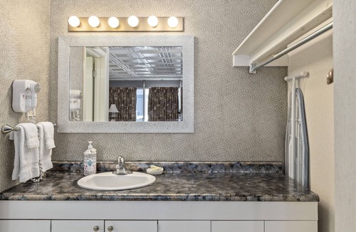 Sault Ste. Marie Hotel | Catalina Motel