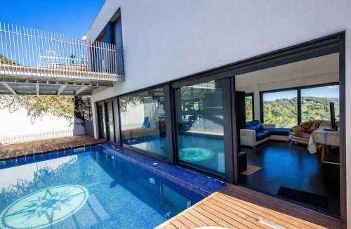 Costa Cunit Villa | Catalunya Casas Modern Hilltop Haven with private pool 7km to beach