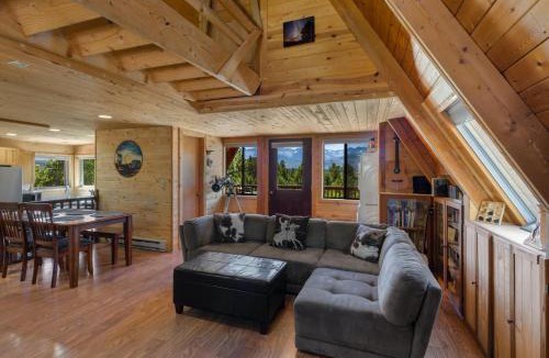 Pleasant Valley House | Catamount Cabin