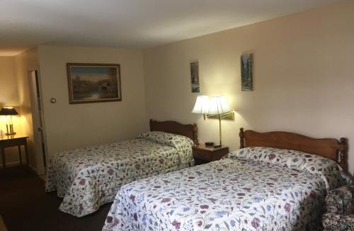 Bennington Hotel | Catamount Motel