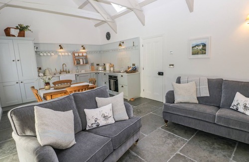 Milford Haven Cottage | Catamouse