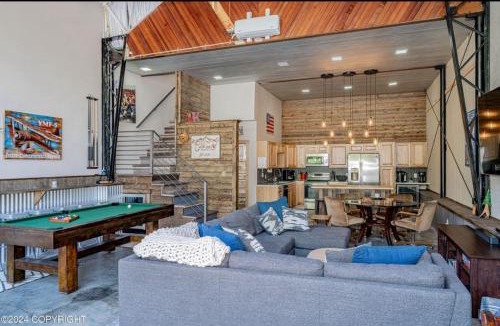 Funny River Apartment | Catch'em AK - Eagles Nest