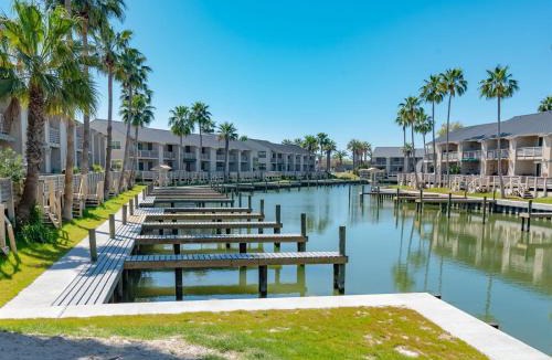 Harbor Oaks Apartment | Catch-N-Relax