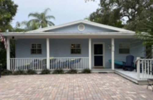 Crystal Beach House | Catch the Breeze on Crystal Beach