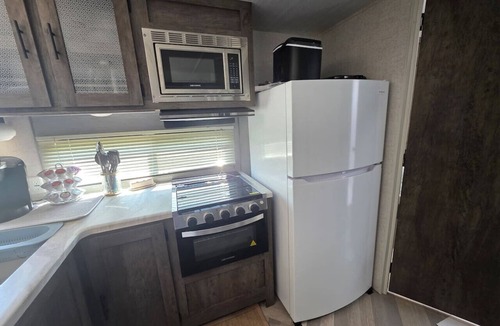 North Topsail Beach Apartment | Catchin` Rays Camper NTB