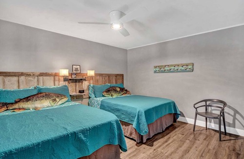 Quitman Hotel | Catfish Cabin Room 1