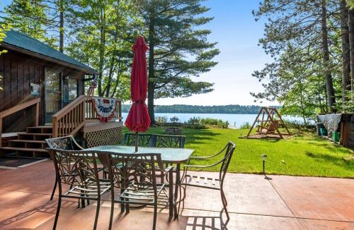 Eagle River House | Catfish Cottage A