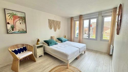 Saint-Leu Apartment | Cathédrale en Scène - design & lumineux - Gare