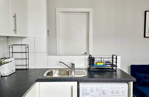 Cathays Apartment | Cathays Apartments No.2 by Switchback Stays