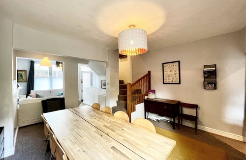 Lincoln House | Cathedral Quarter - sleeps 8