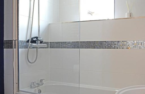 Bury St Edmunds Apartment | Cathedral View Apartment, Flat 3