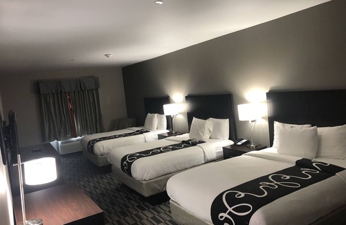 Tulsa Hotel | Catoosa Inn & Suites