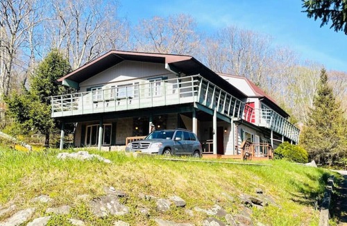 Highmount Apartment | Catskill Cabin Zen Mantra Apt